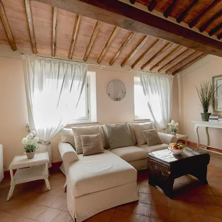Alloggio per agriturismo Fattoria Sardi *